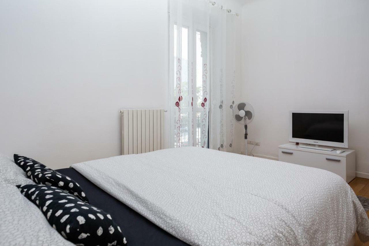 Bilocale Zona Centrale Milano Ngoại thất bức ảnh
