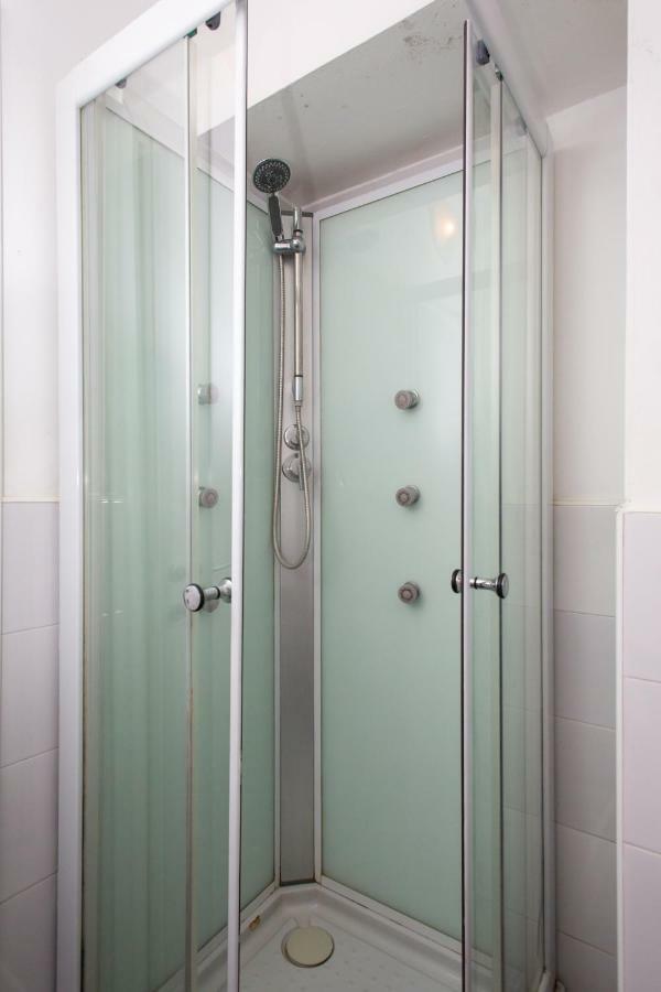 Bilocale Zona Centrale Milano Ngoại thất bức ảnh