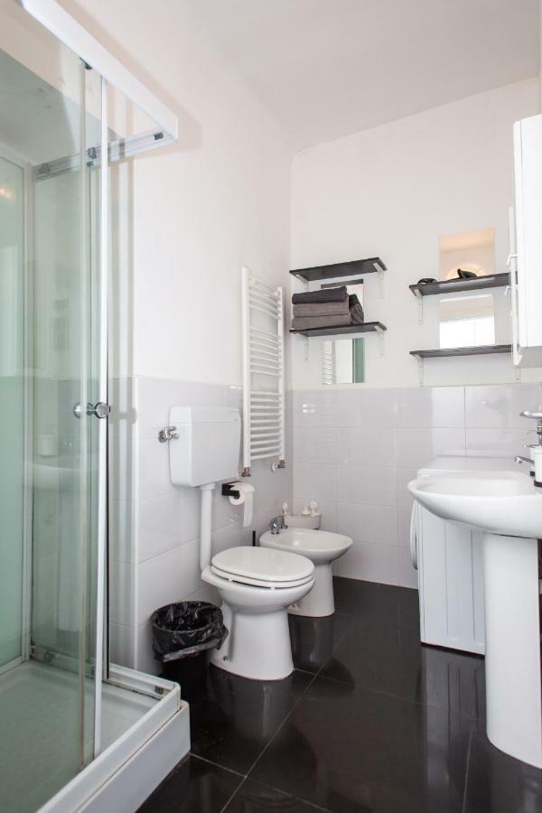 Bilocale Zona Centrale Milano Ngoại thất bức ảnh